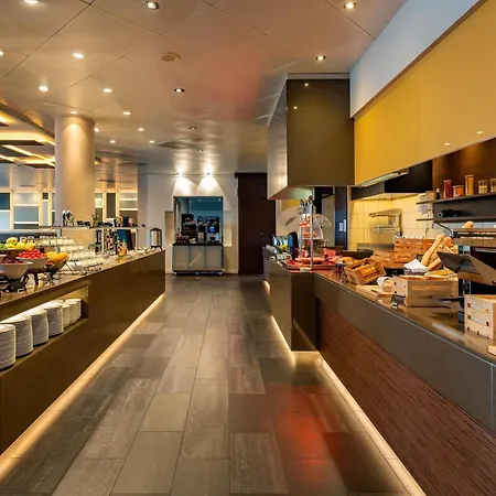 Moevenpick فندق 4*