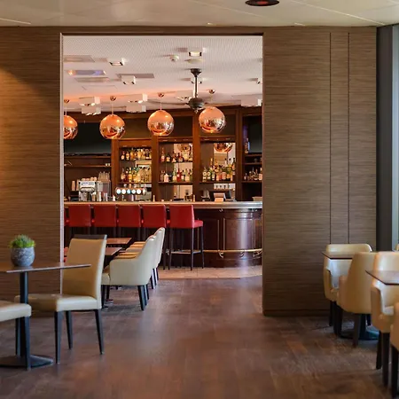 Hotel Moevenpick 4*