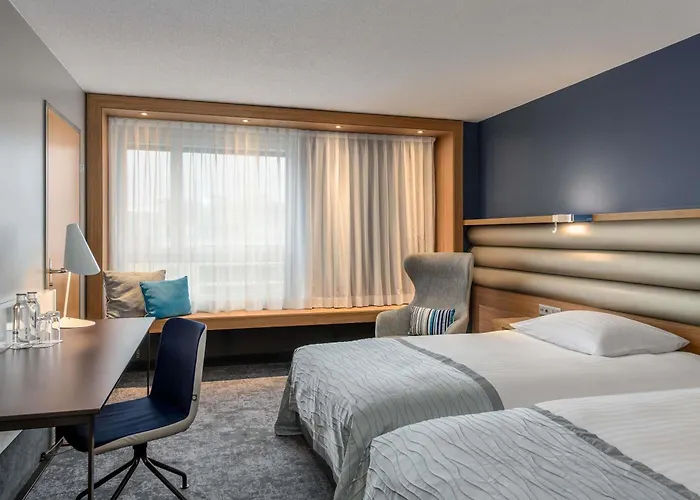 Отель Moevenpick 4*