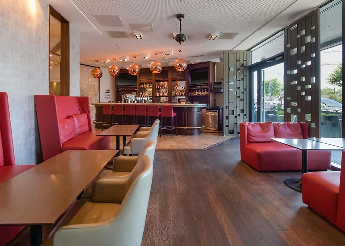 Mövenpick Hotell 4*